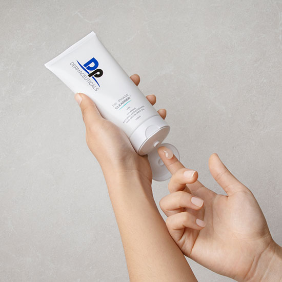 TRI-PHASE CLEANSER